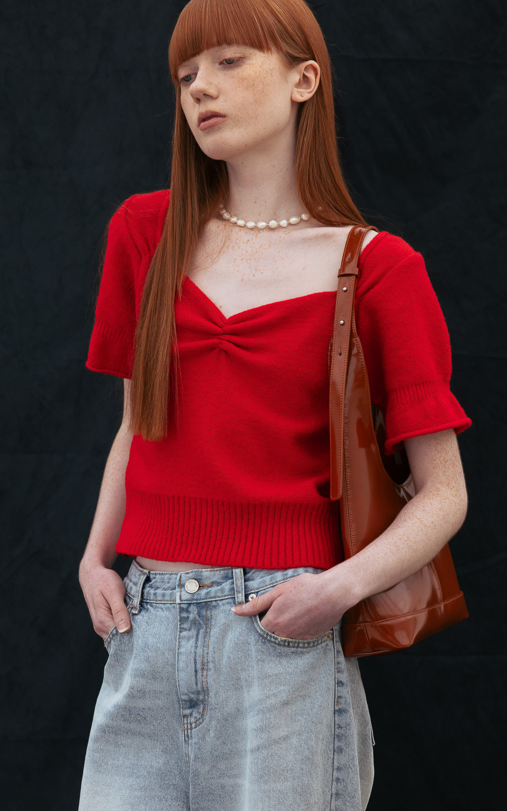 CO SHIRRING SQUARE NECK KNIT TOP_RED